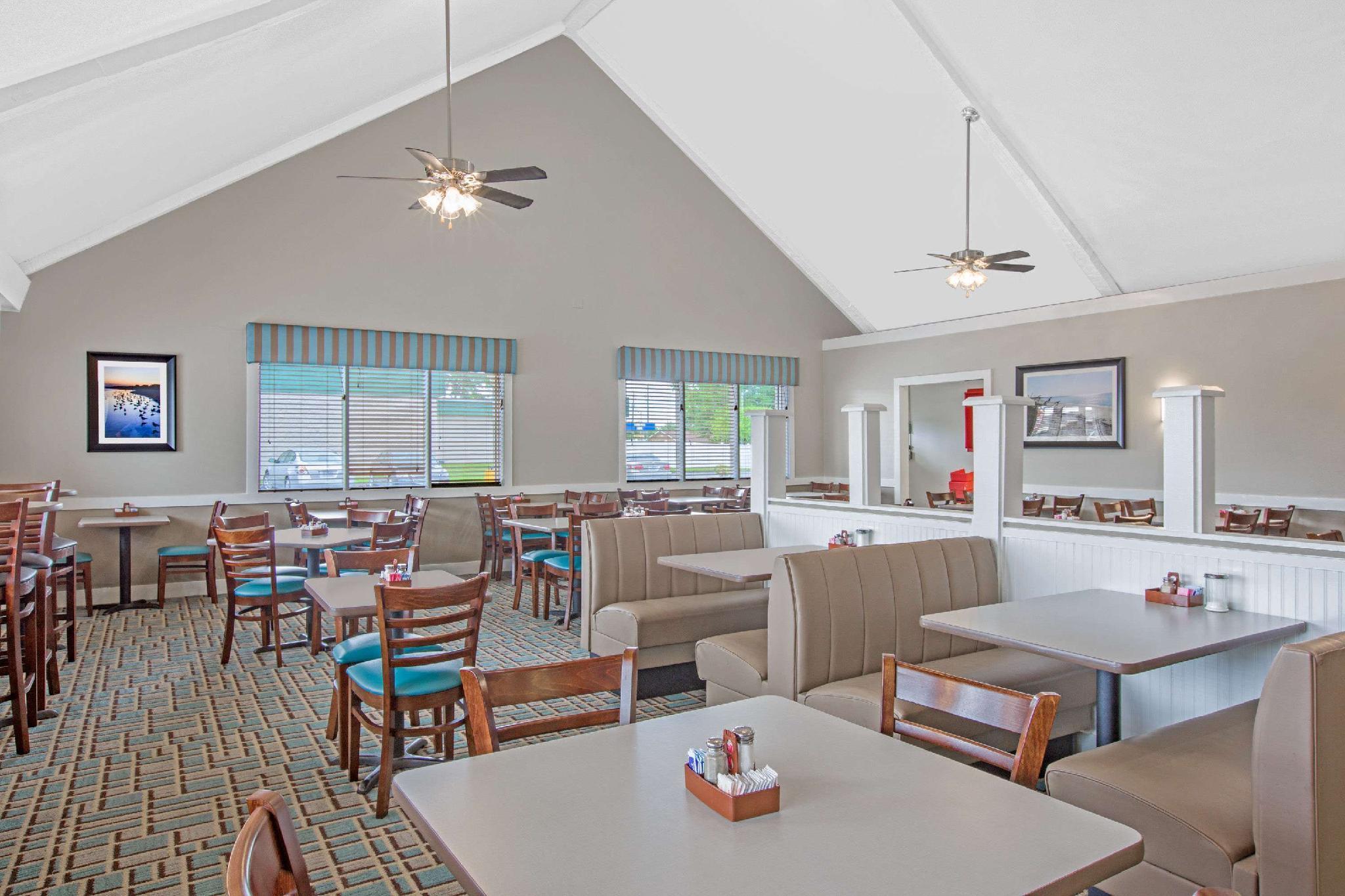 Days Inn By Wyndham Wilmington / University Eksteriør bilde